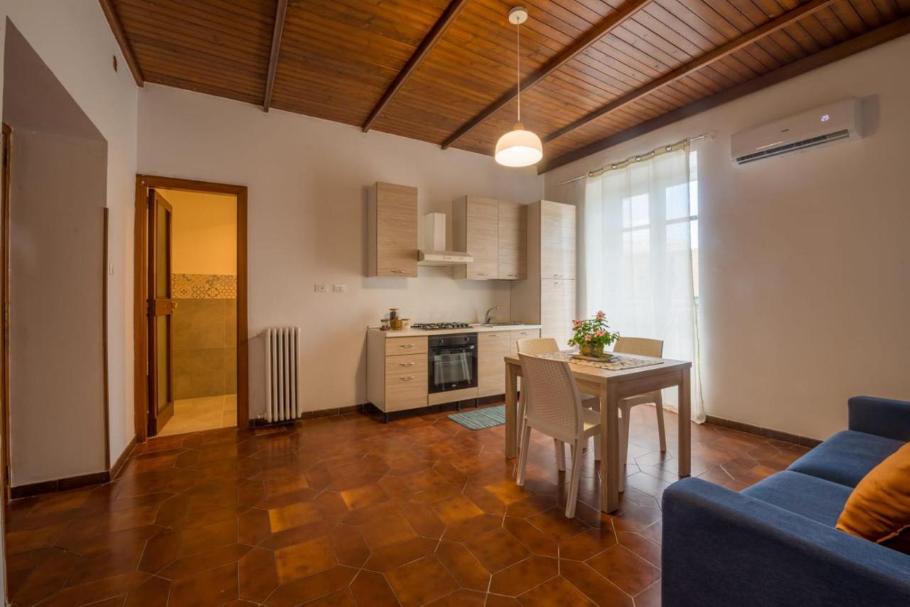 Sampolo70 - Apartments Palermo Eksteriør billede